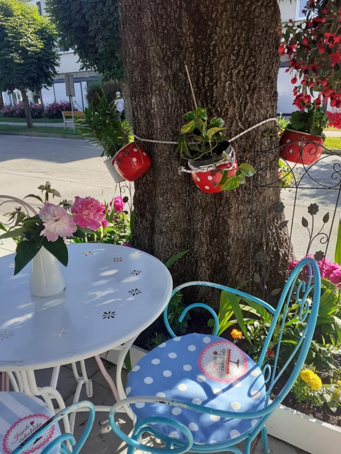 Slastičarnica Jagode i čokolada